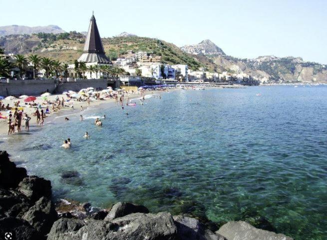 Suite Home Panorama Giardini Naxos Bagian luar foto